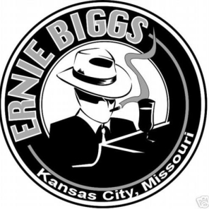 , Ernie Biggs Piano Bar 
